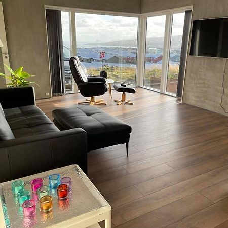 Modern Apartment With City & Oceanside View توئِسهون المظهر الخارجي الصورة