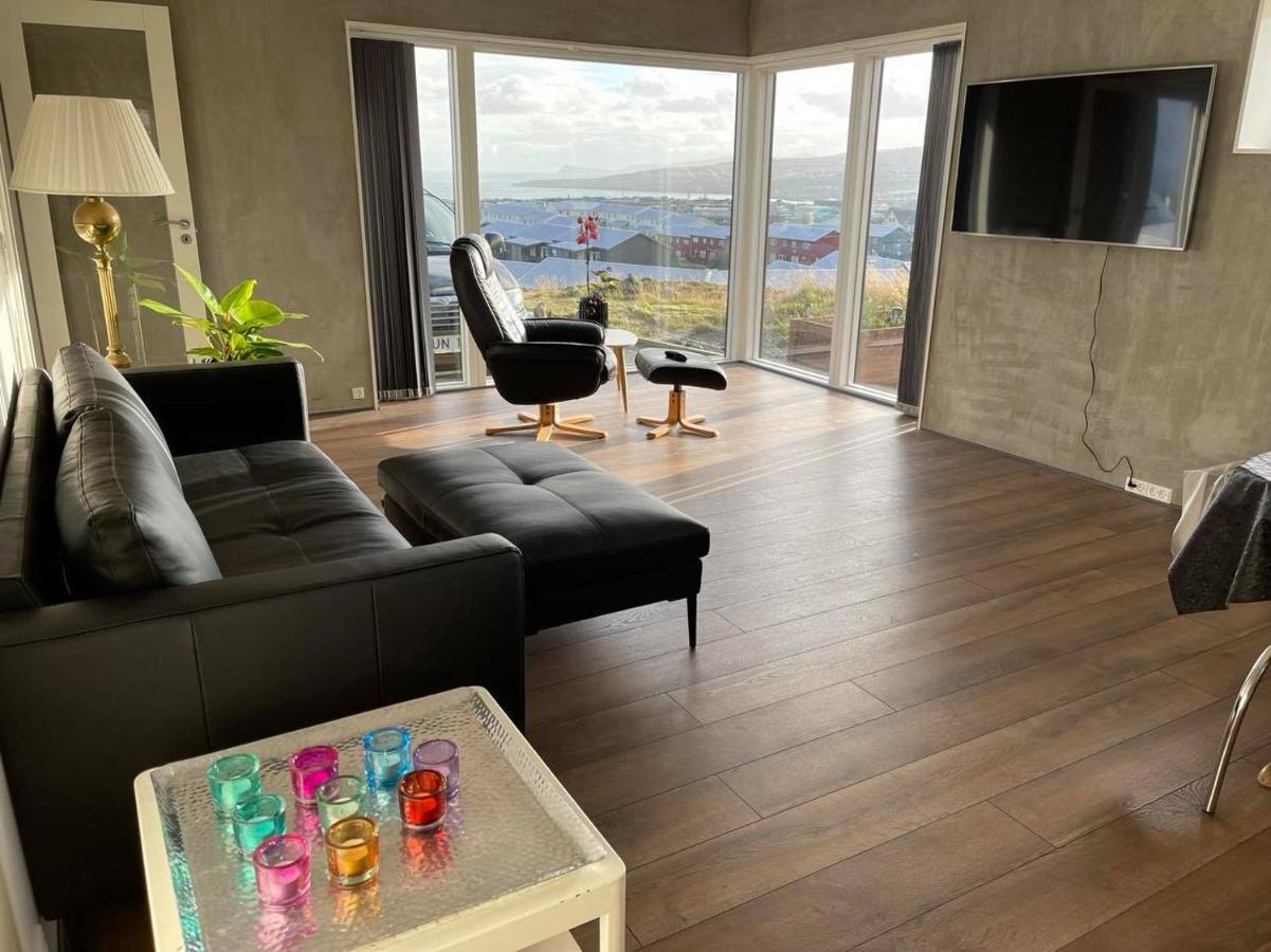 Modern Apartment With City & Oceanside View توئِسهون المظهر الخارجي الصورة